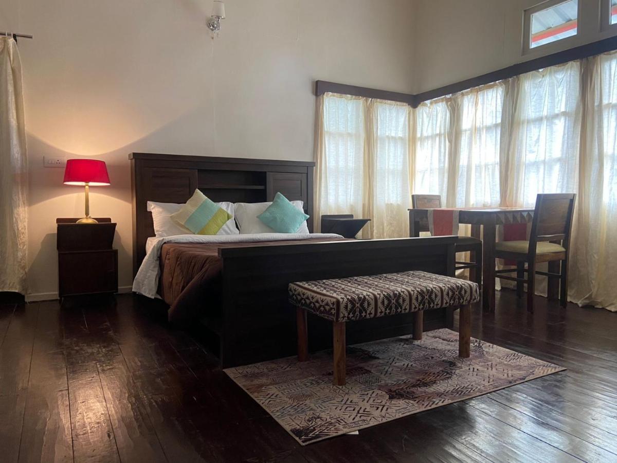 Montevideo Boutique Homestay Shillong Extérieur photo